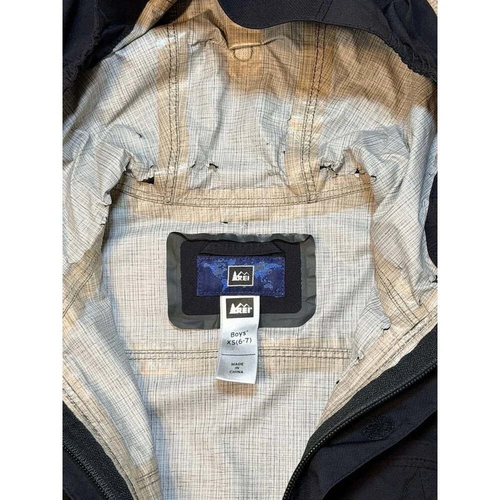 REI jacket black